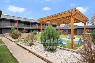 Building Photo - 6509 Berkman Dr