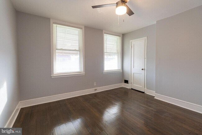 Foto del edificio - 3006 Larue Square E