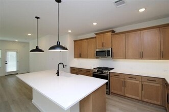 Building Photo - 509 Ridgewood Dr