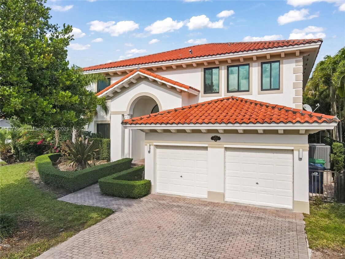 18703 SW 76th Ct, Cutler Bay, FL 33157 House for Rent in Cutler Bay