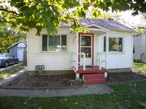 Building Photo - 1953 Curtiss St