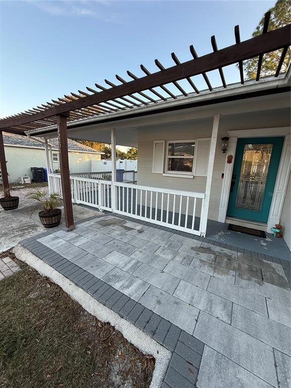 Foto del edificio - 15204 Monet Dr