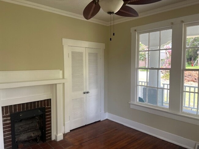 Building Photo - 1177 Tate Dr