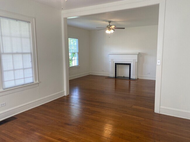 Foto del edificio - 2BR South Highlands Apt by Byrd High School - Downstairs Unit