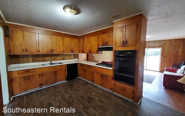 Building Photo - 3 br, 2 bath House - 36 S Washington St