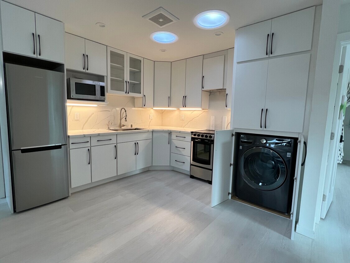 Kitchen - 10397 Las Ondas Way