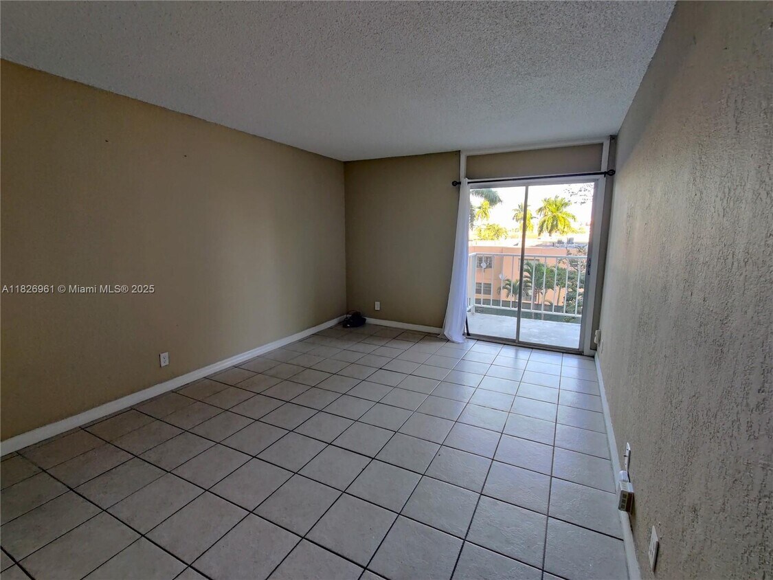 Primary Photo - 4550 NW 9th St