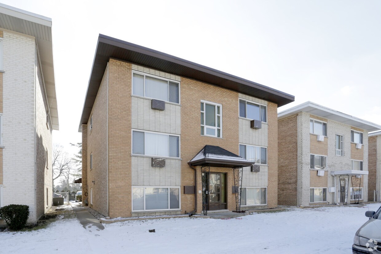 Foto del edificio - 8331 W O'Connor Dr