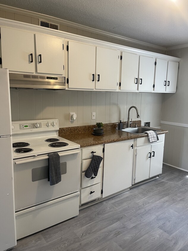 Photo inspiration: Penthouse Residences For Sale In Hartsville Reference: The Residences On 14Th 207 14Th St Hartsville Sc 29550