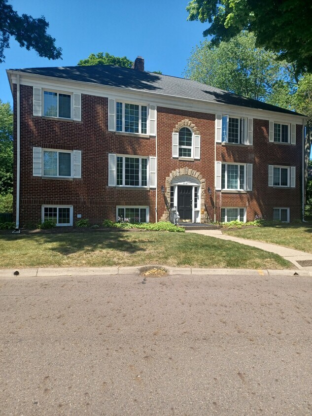 Foto principal - 2115 Braewick Cir