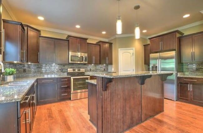Building Photo - 3029 Calton Hl