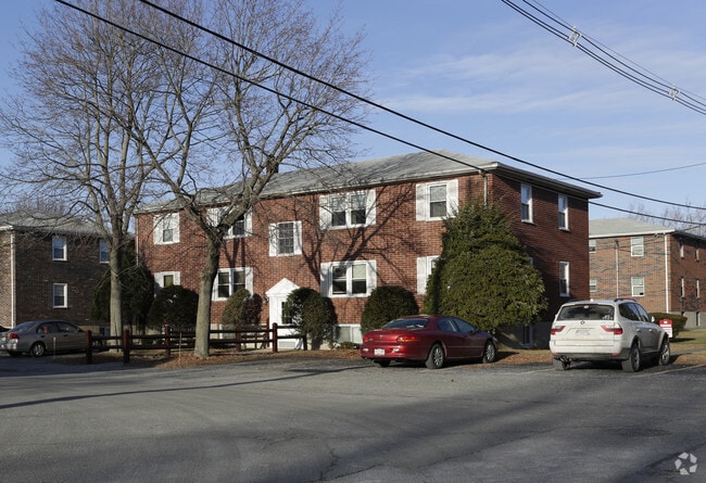Terrace Gardens Apartments Peabody Ma Building Photo Terrace Gardens