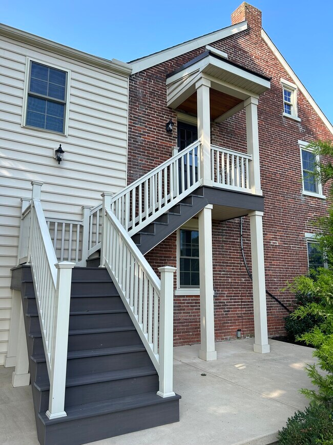 Stairs to 2nd floor - 2074 Creek Hill Rd