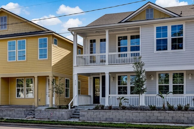 Building Photo - Cottages of Amelia Townhouse