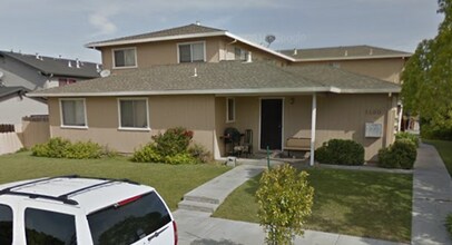 Building Photo - 1490 Gabilan Dr