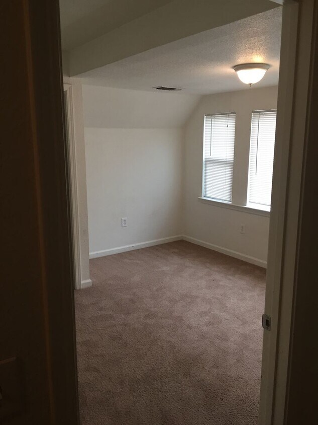 120 N Grant St, Roseville, CA 95678 - House Rental in Roseville 