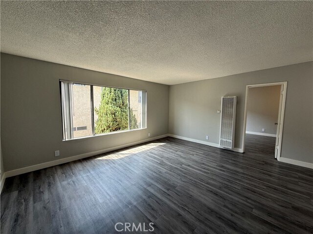 Building Photo - 13717 Chadron Ave