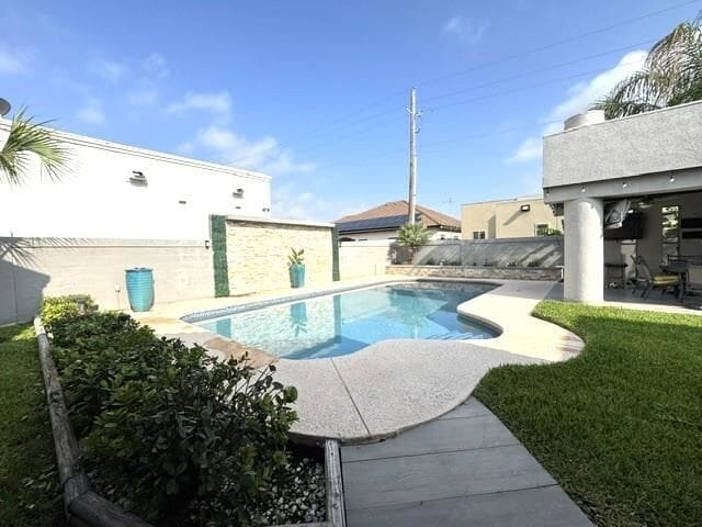 Building Photo - 2920 O Henry Dr