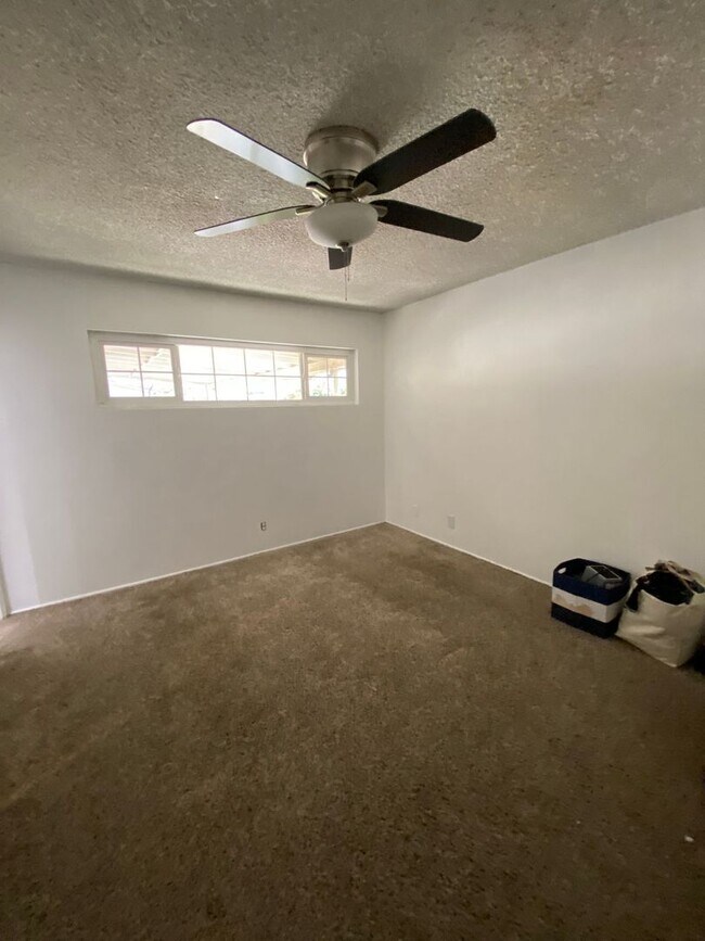 Foto del edificio - 2813 Coventry Dr