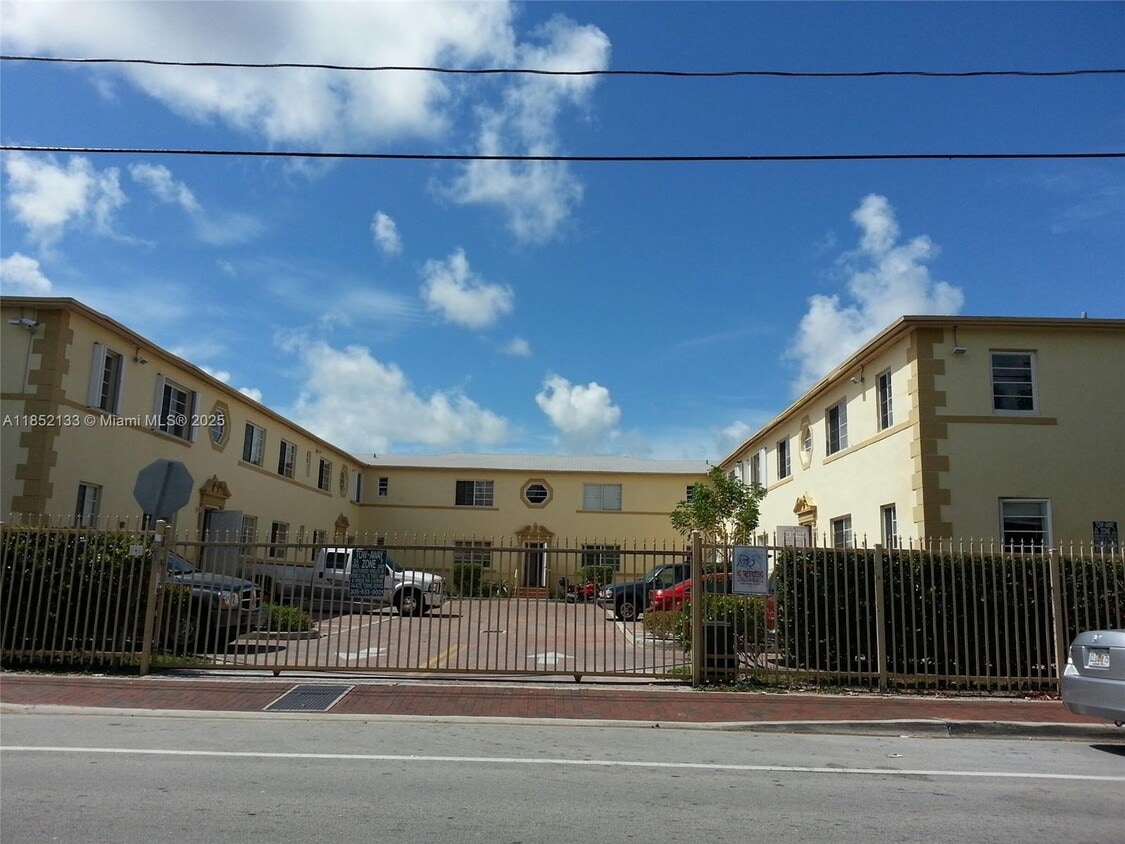 Photo - 1330 SW 6th St (Miami, FL)