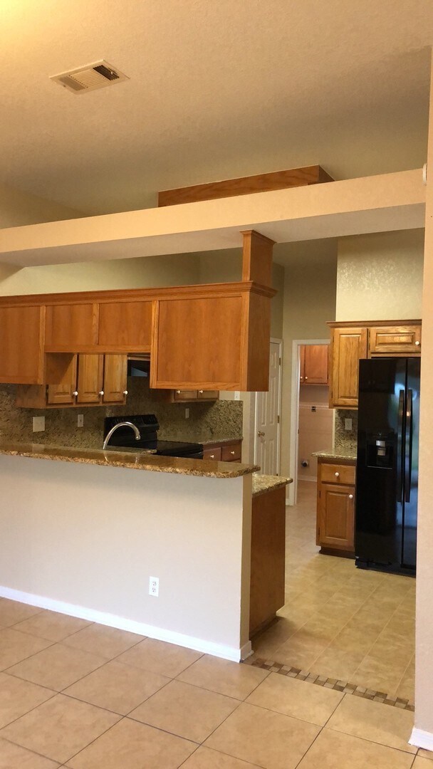 Foto del edificio - COMING SOON!