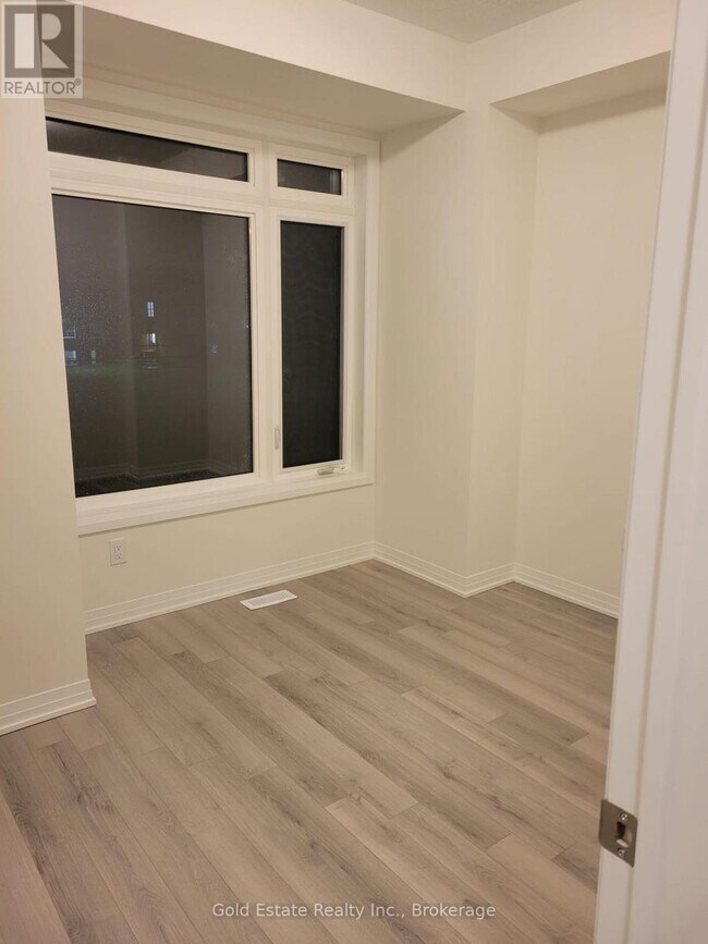 Photo du bâtiment - 585 Colborne St