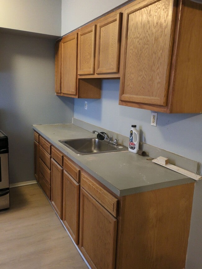 Photo - 1219 B St Townhome