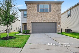 Building Photo - 10007 Yellow Bell Dr