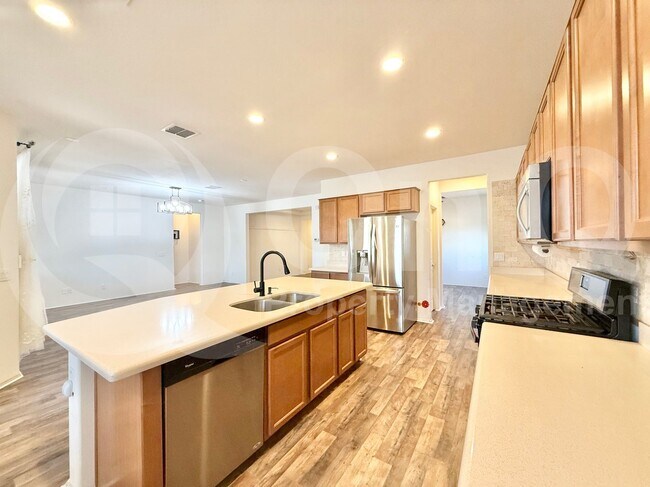 Foto del edificio - 7704 S 23rd Ln