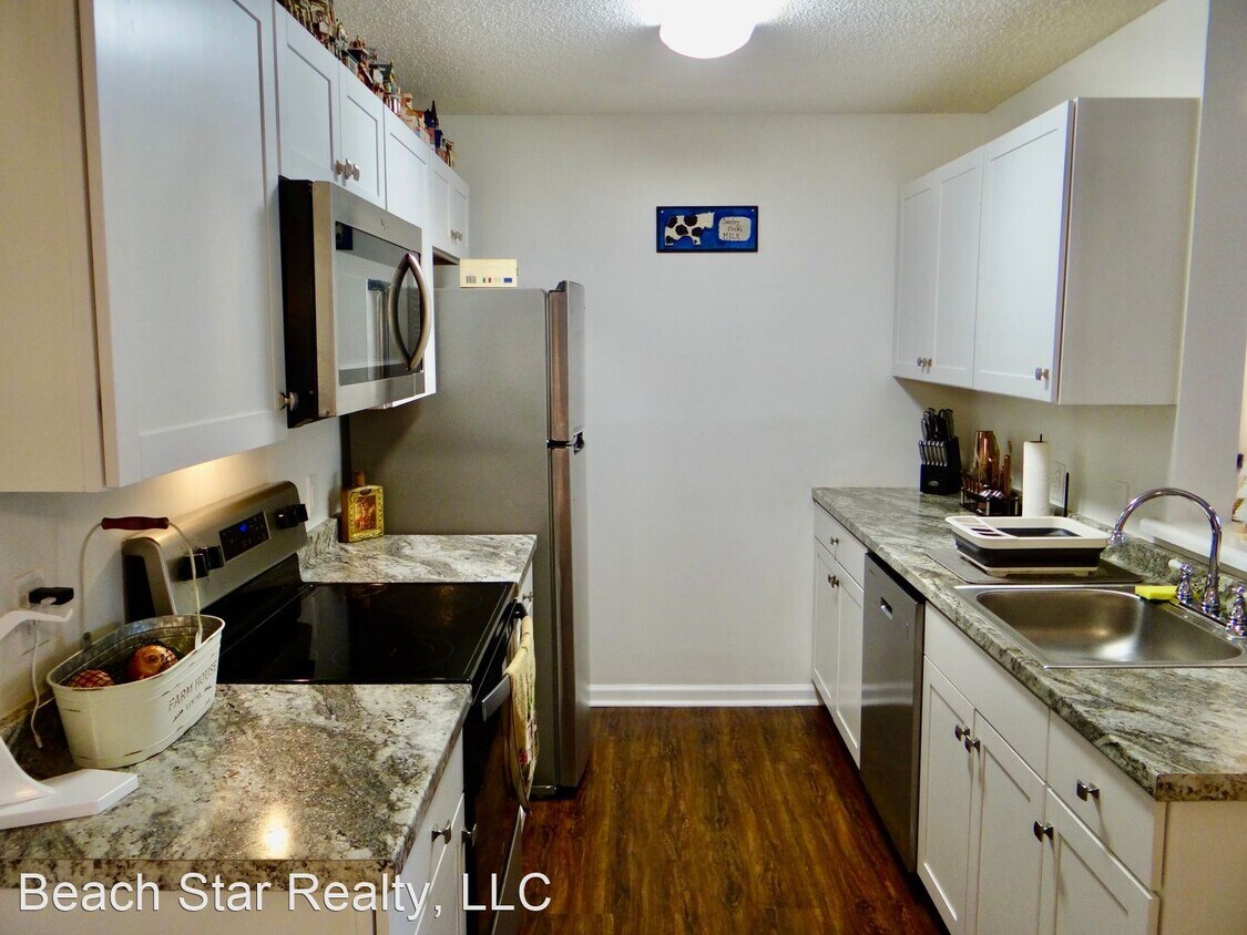 Primary Photo - 2 br, 2 bath House - 8725 Chandler Drive A...