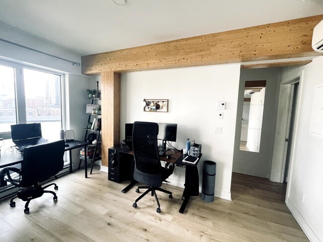 Building Photo - 295 Rue De La Montagne