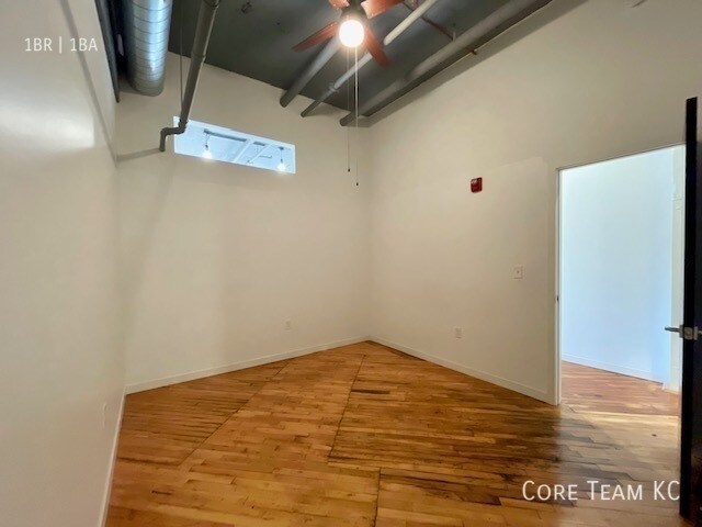 Foto del edificio - 1180 E 30th St