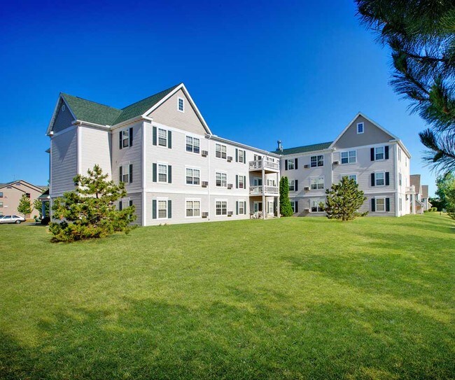 Buckhorn Station Apartment Homes Rentals Cudahy, WI