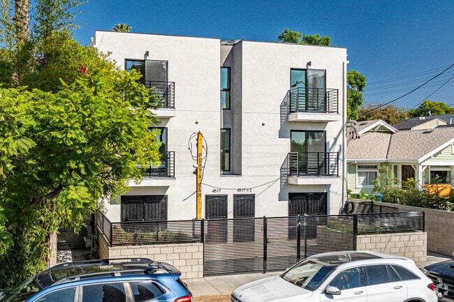 Alternar - 4517 Kingswell Ave