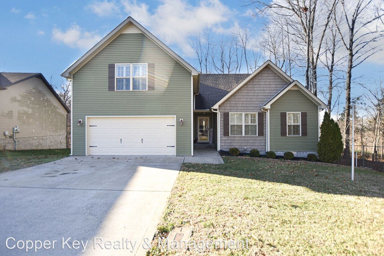 Primary Photo - 3 br, 2 bath House - 450 Cyprus Court