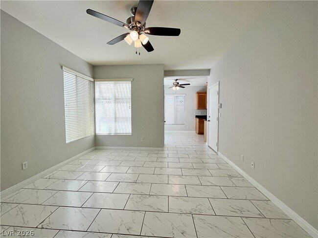 Building Photo - 1627 Bamboo Rain Ave