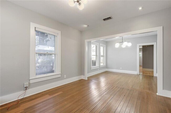 Foto del edificio - 1002 Juniper St