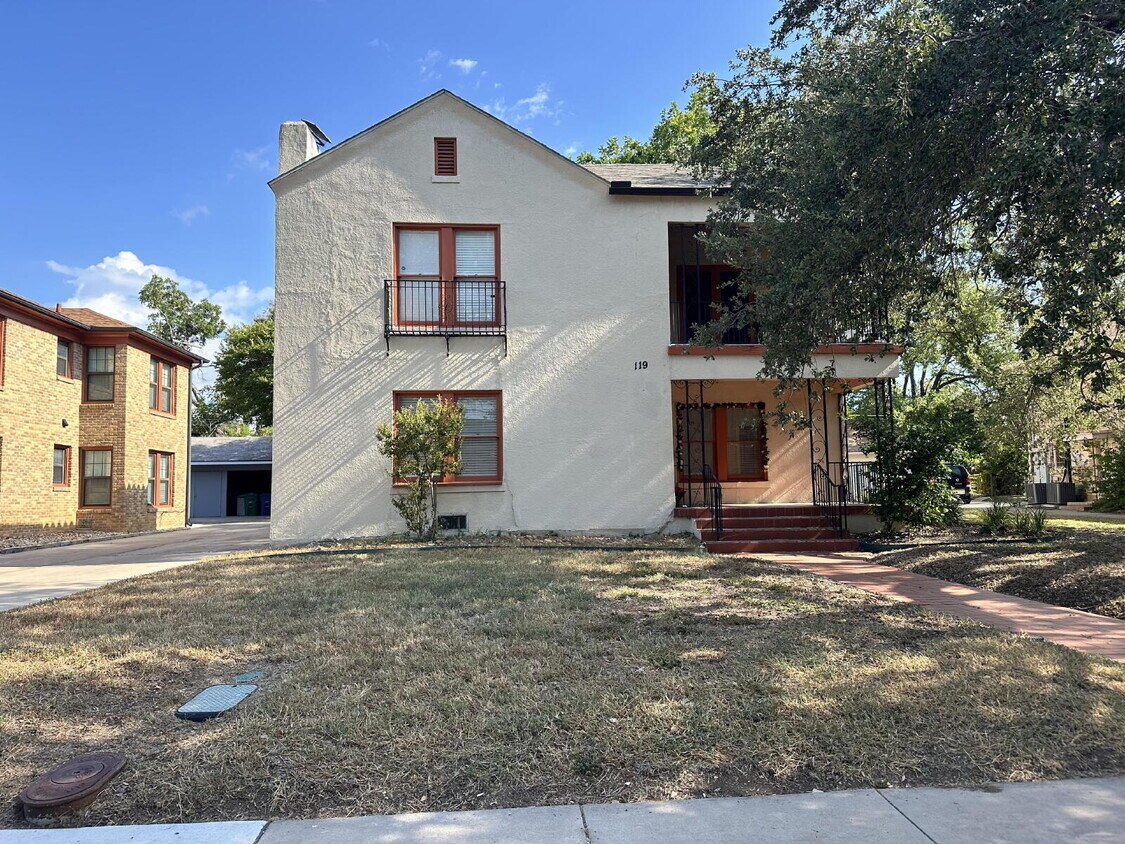 Primary Photo - "Spacious 3-Bedroom San Antonio Gem with A...