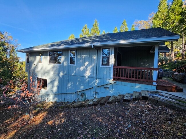 Building Photo - 281 Forest Meadows Dr
