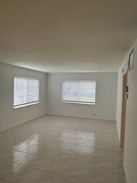 Building Photo - 12 NE 19th Ct