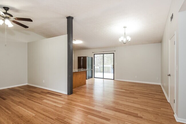 Foto del edificio - 1890 Lamplighter Way