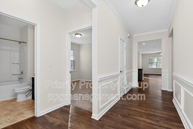 Building Photo - 2212 Apple Glen Ln