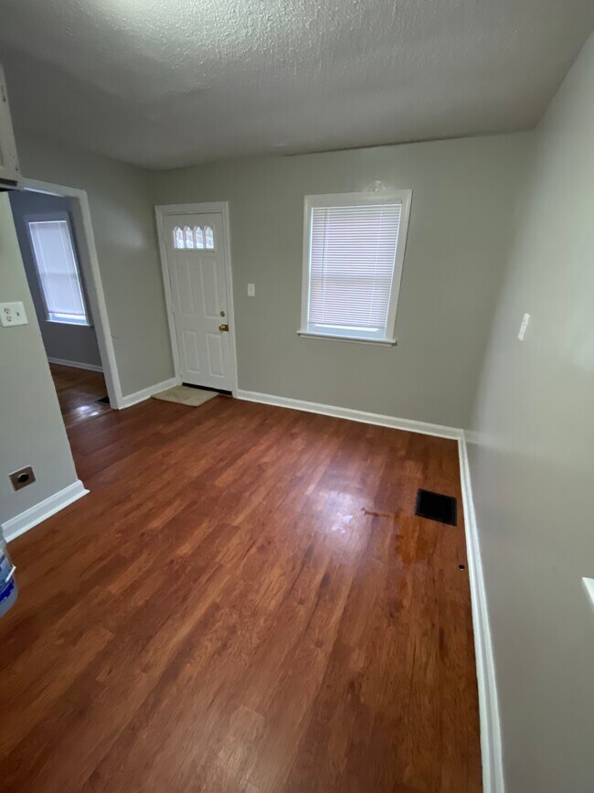 2197 Grasmere Ave, Columbus, OH 43211 House Rental in Columbus, OH