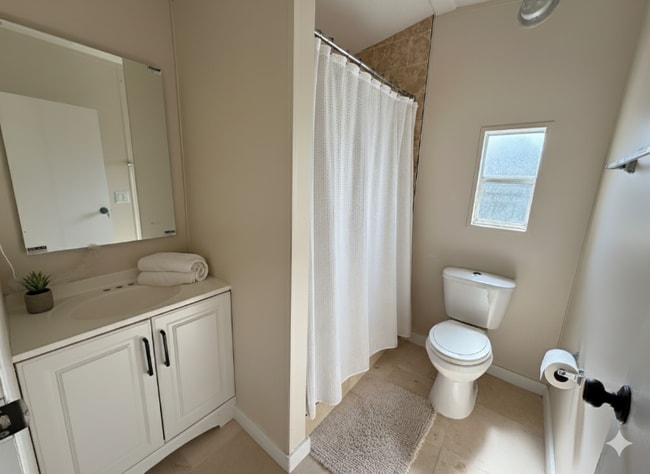 Foto del edificio - 531 Sunset Ridge Ln