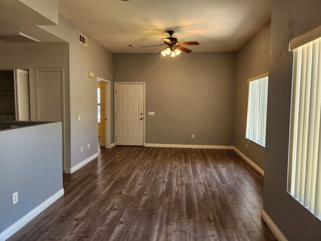 Foto del edificio - Cozy Condo in the Heart of Green Valley