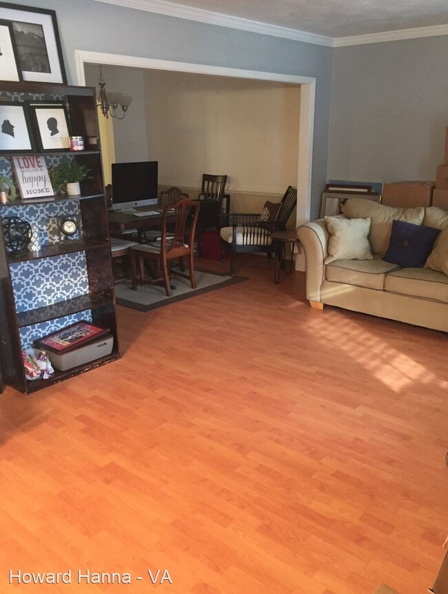 Building Photo - 3 br, 2.5 bath House - 1016 Colonial Meado...