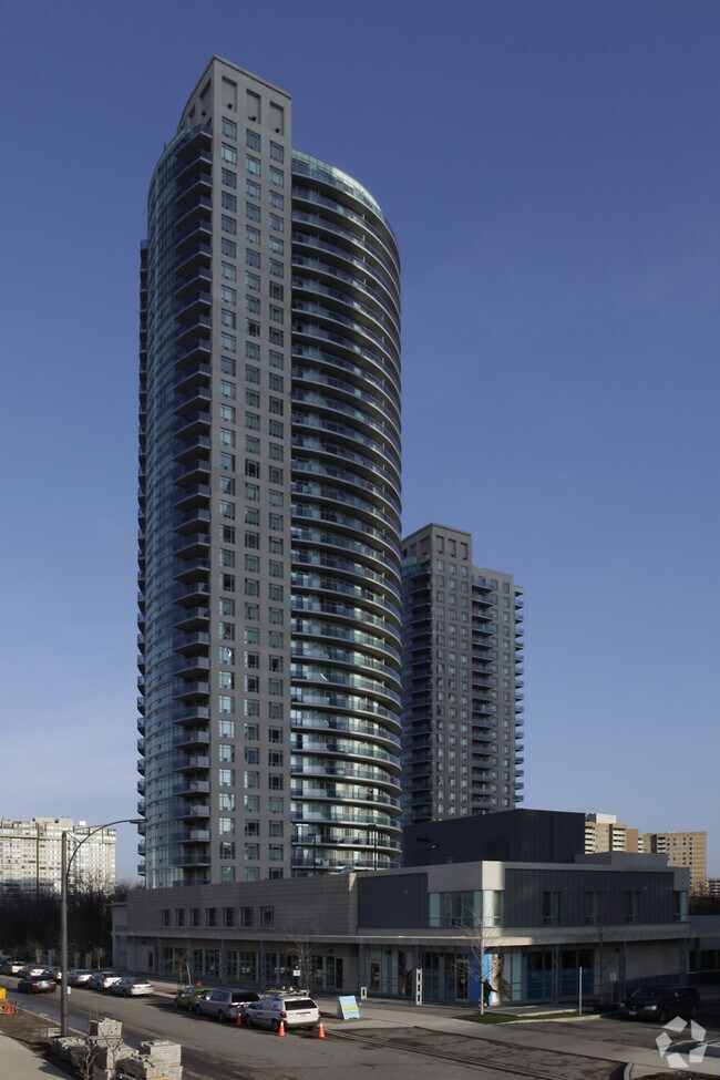 Foto principal - Absolute World Condos