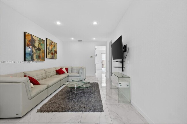 Building Photo - 11248 NW 56th St