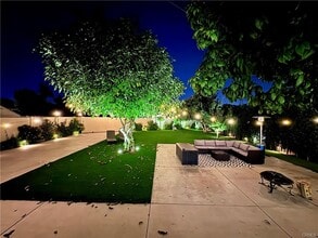 Building Photo - 502 N Avon St