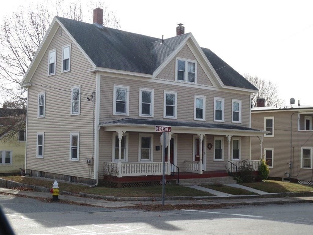 68 East St, Northbridge, MA 01588 Townhome Rentals in Northbridge MA